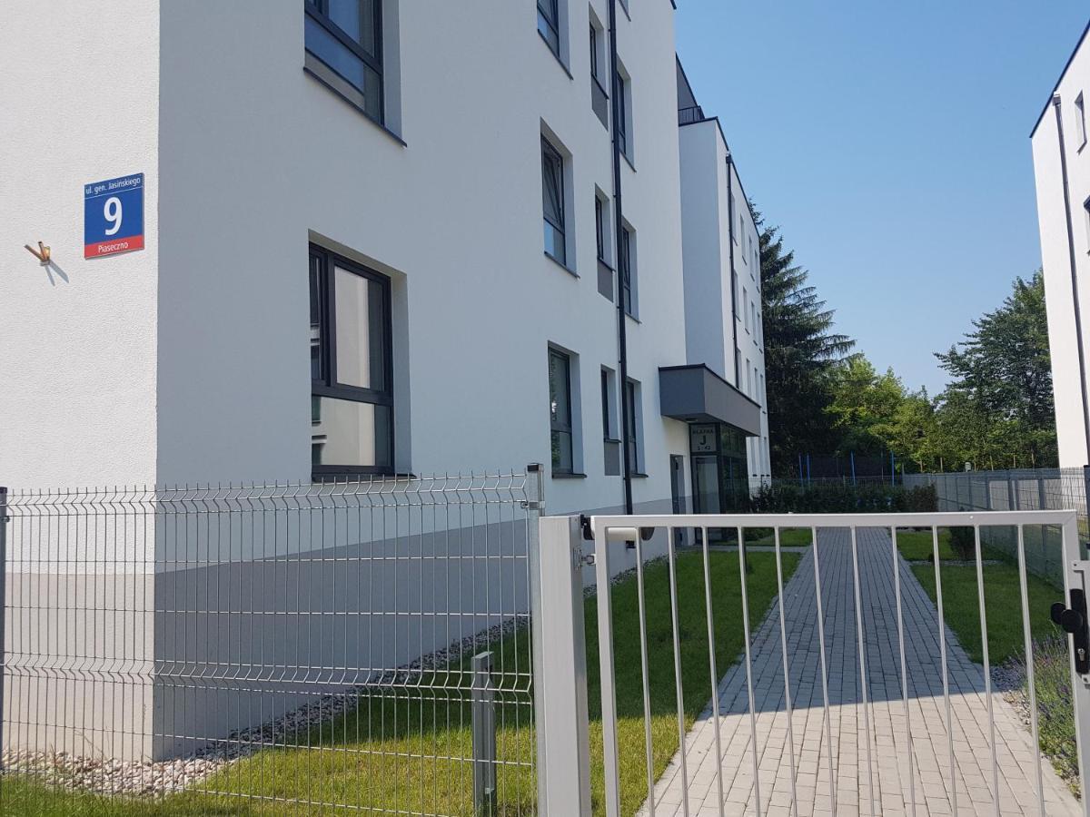 Apartament Jasinskiego Z Ogrodem Piaseczno  Eksteriør billede